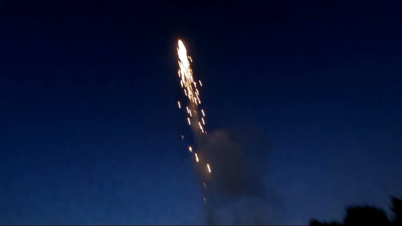 Howling Commandos Rockets 6 Pack By Winda Fireworks #firework #fireworks