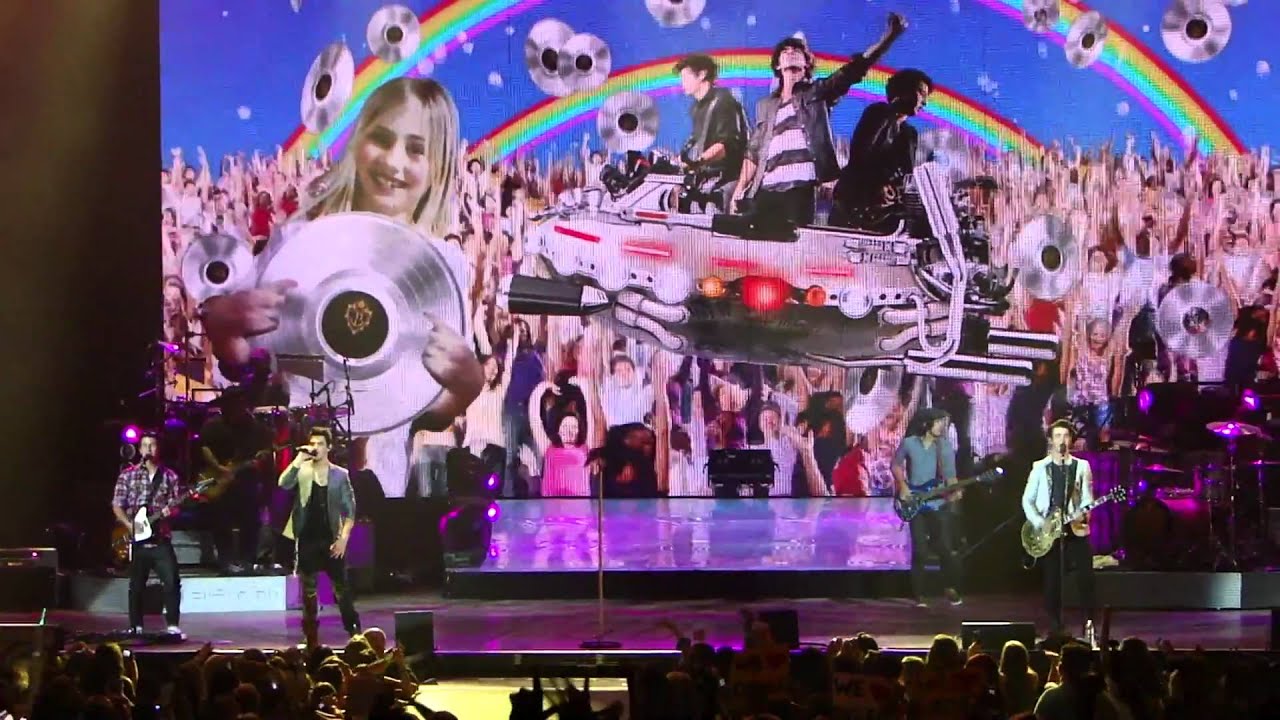 Year 3000 by the Jonas Brothers in High Definition (HD)