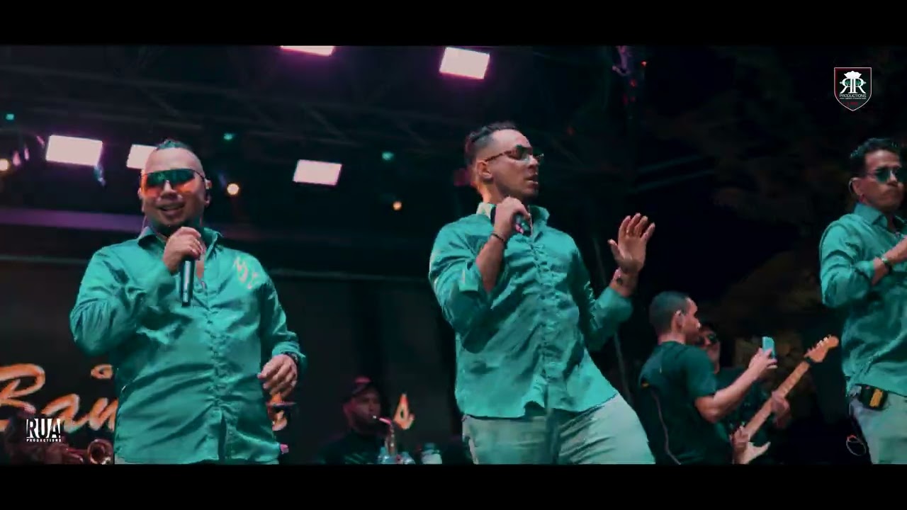 UNA MIRADA TÚ & MUÑECA  | BANANAS | MORROA LIVE