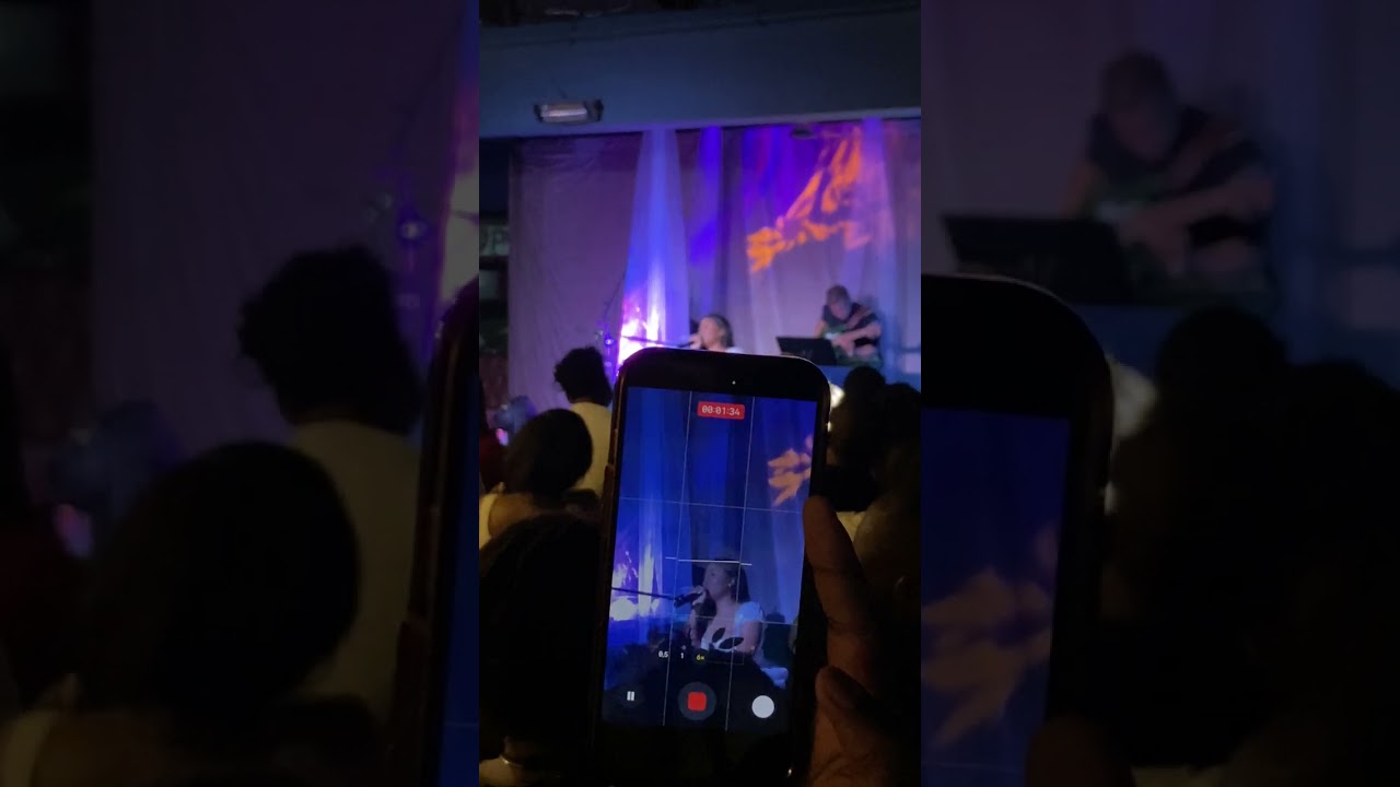 Thando Zide - ilanga lakho (Live at Pillow talk - Hidden Spaces)