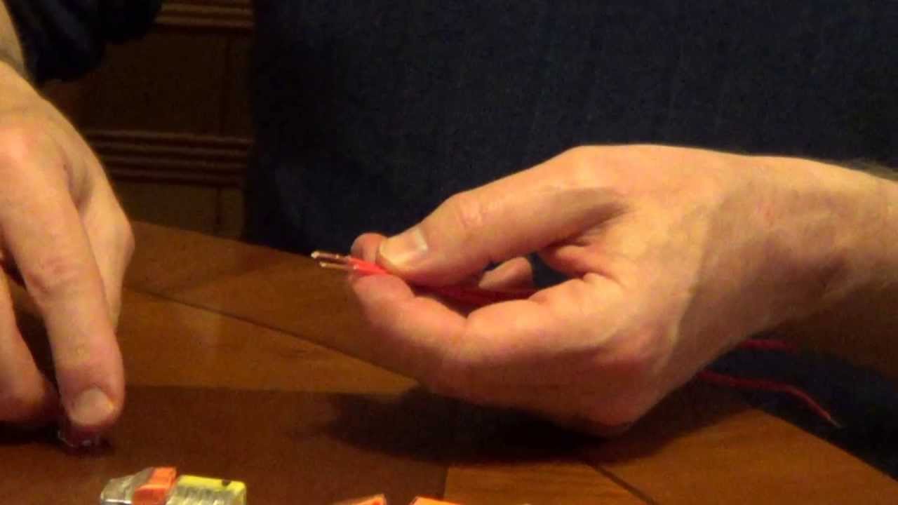 Electrical Wire Connection - Pigtail Wire - Push Wire Connector