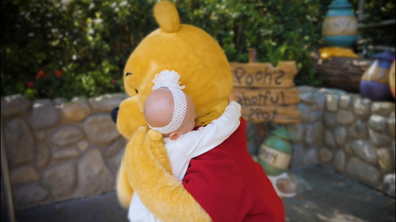 We’re Finally Back In Critter Country! | Disneyland Meet & Greets