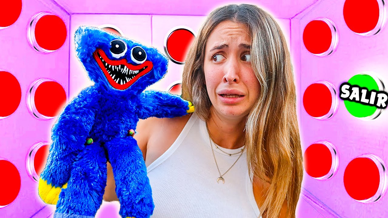 100 BOTONES MISTERIOSOS CON HUGGY WUGGY Y LAURITAM !! SOLO 1 PARA ESCAPAR !!