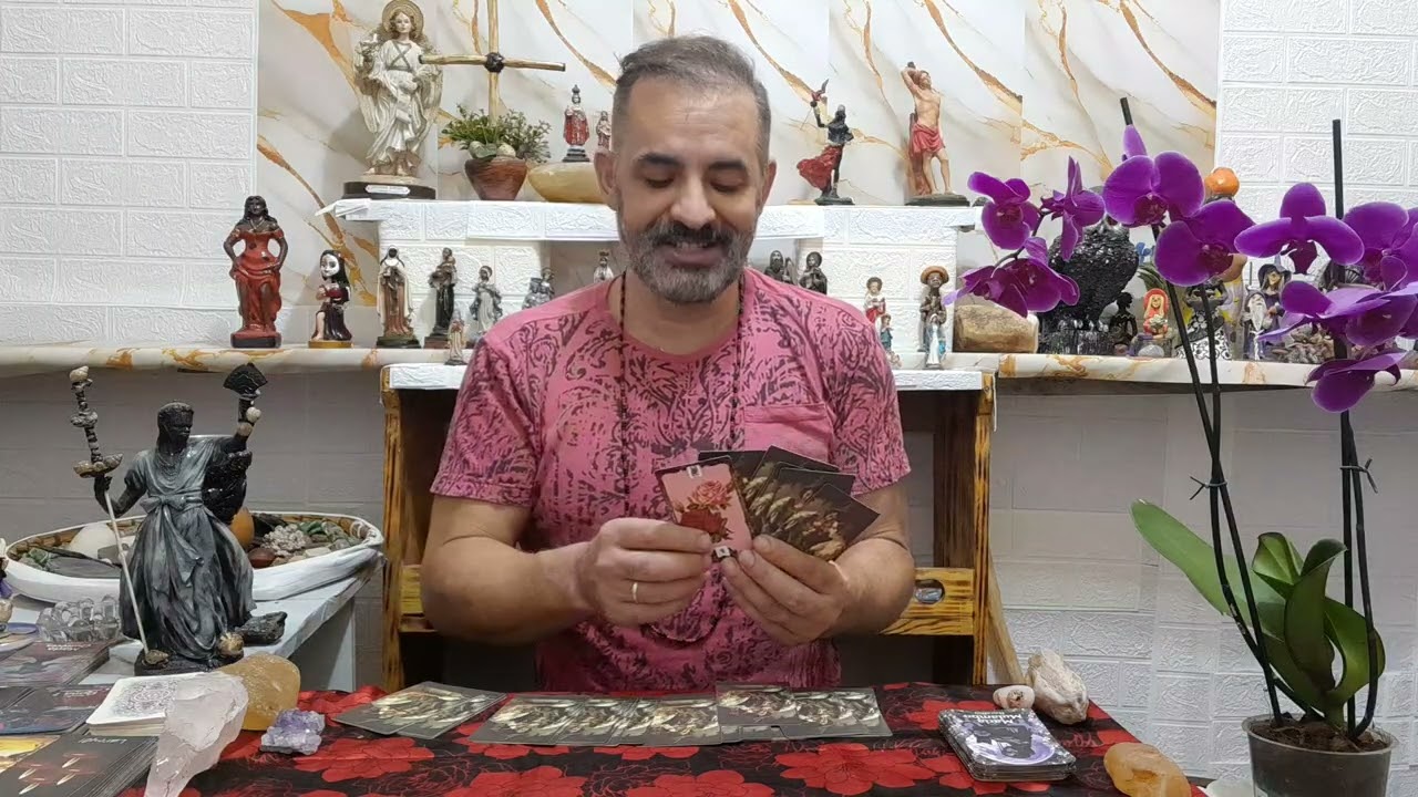 MARIA MULAMBO E PADILHA DIZ COMO ANDA A VIDA DELE(a), TEM PENSADO EM VOCÊ? #tarot #amor #revelações 