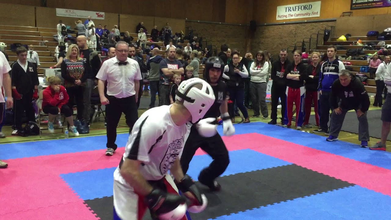 Mike Eade NWCKB v Richie Wooton BCKA - Points Fighting WKC British 2016