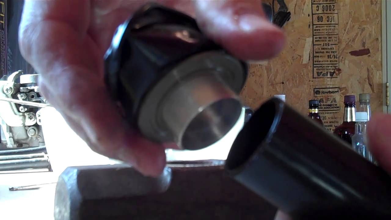 Replacing the Carb Diaphragms on your VMax