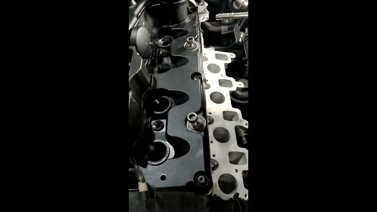 Motor Volkswagen Amarok Tdi 2.0 detalhes técnicos de montagem e desmontagem de componentes.