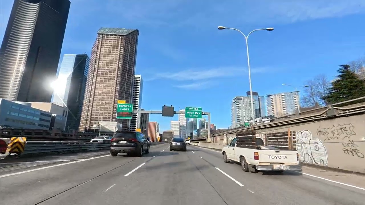 Driving Scenes in 4k in Downtown Seattle on I-5 Hwy North - Rain City Drive 4k UHD 