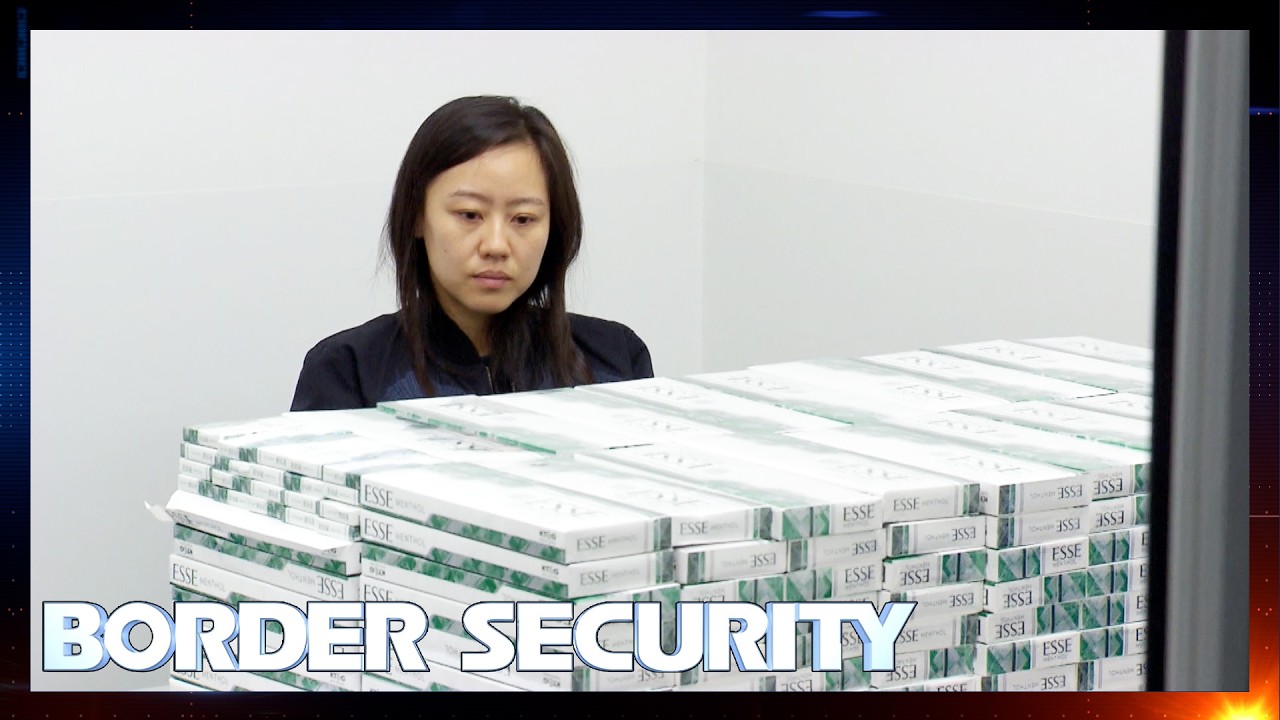 Woman with 40,000 Cigarettes Claims They Aren't Hers | S13 Ep18 | Border Security Australia