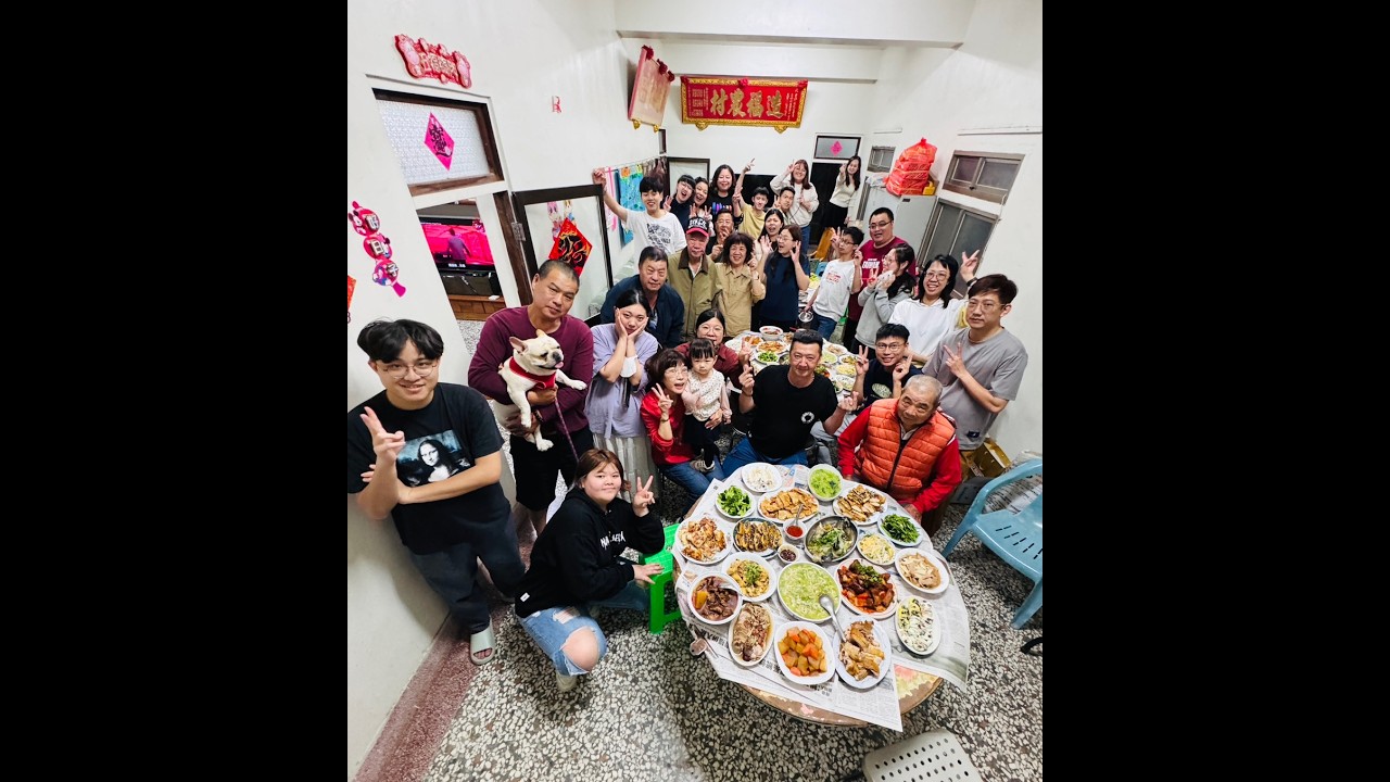 曹家發紅包大隊，謝謝各位金主哦，祝馬年發大財!