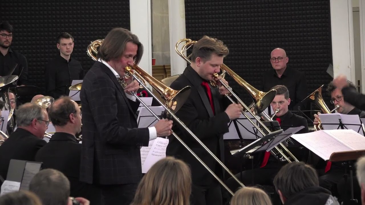 Duet From Don Carlo - Giuseppe Verdi, Johan de Meij door Amsterdam Brass