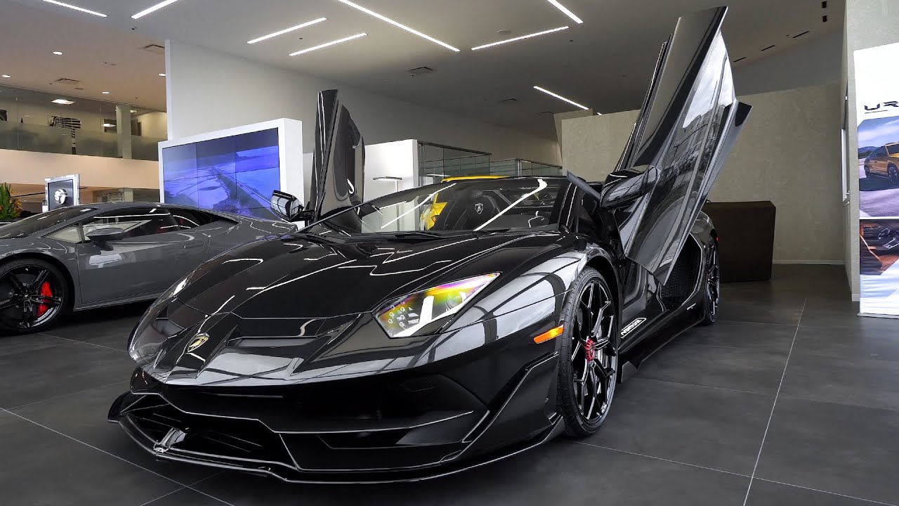 НИЧЕГО не может быть лучше, чем Lamborghini SVJ Roadster цвета черный металлик!