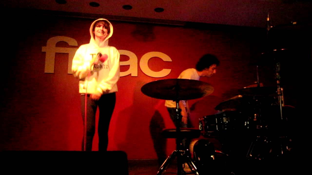 Najwa - Somos su nuevo invitado (Directo @ Fnac Callao 24/5/2012, Madrid)