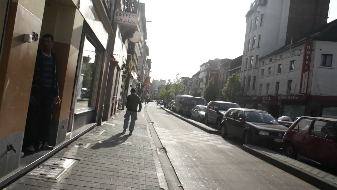 Brussels : Chaussée de Mons in Anderlecht