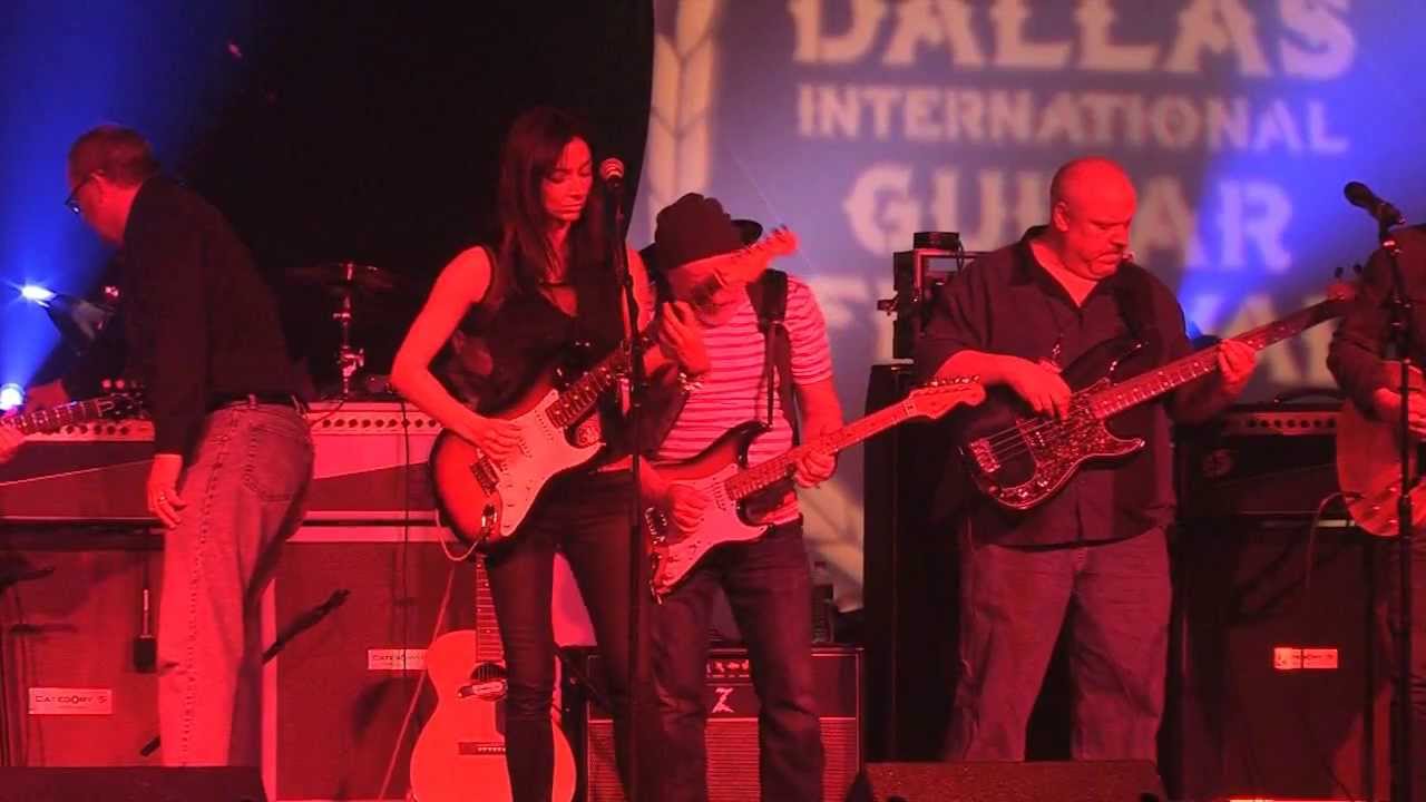 Kara Grainger and The Stratoblasters Dallas Guitar Show