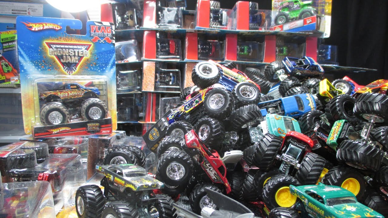 Более 150 грузовиков Monster Jam! Мои пикапы для Национального конвента 2014 года