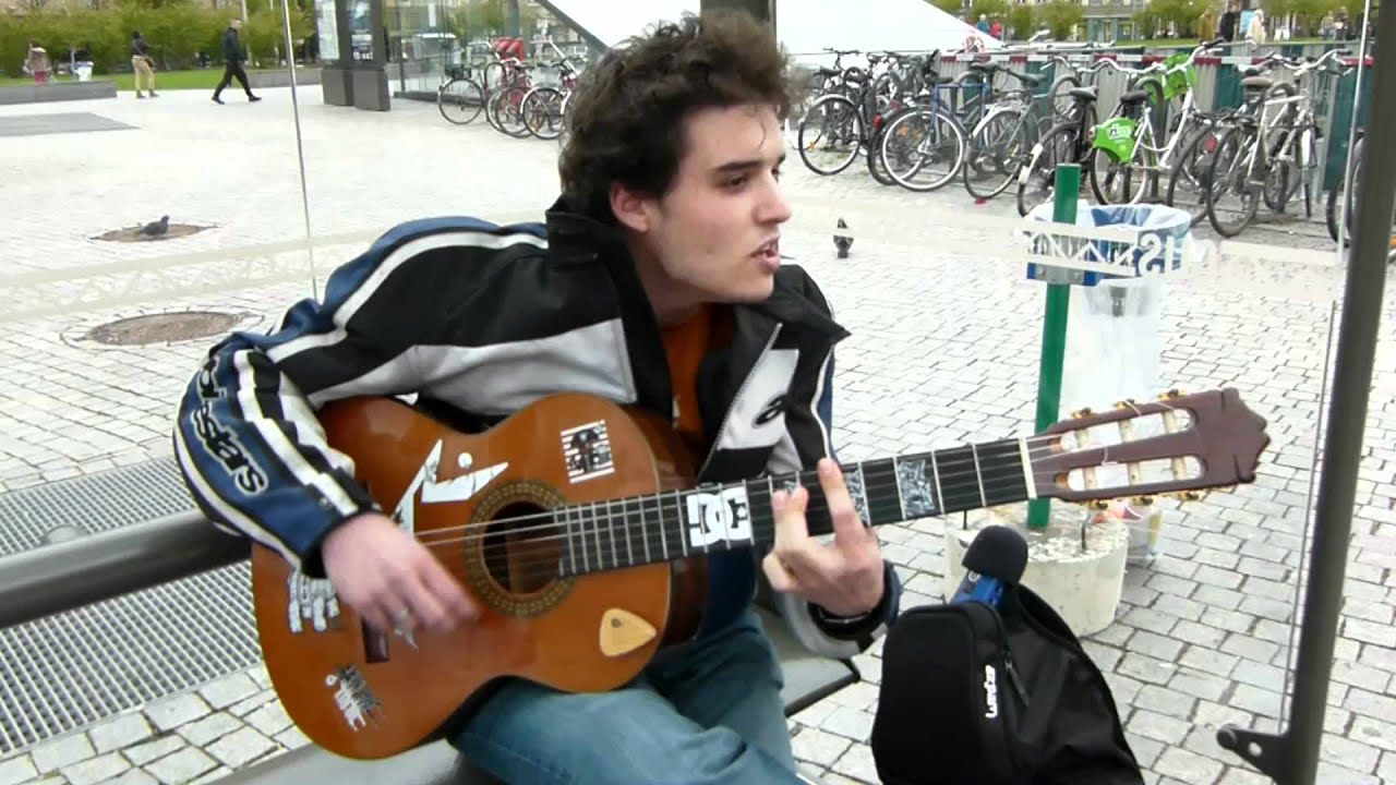 Serre moi ( Tryo - Cover )