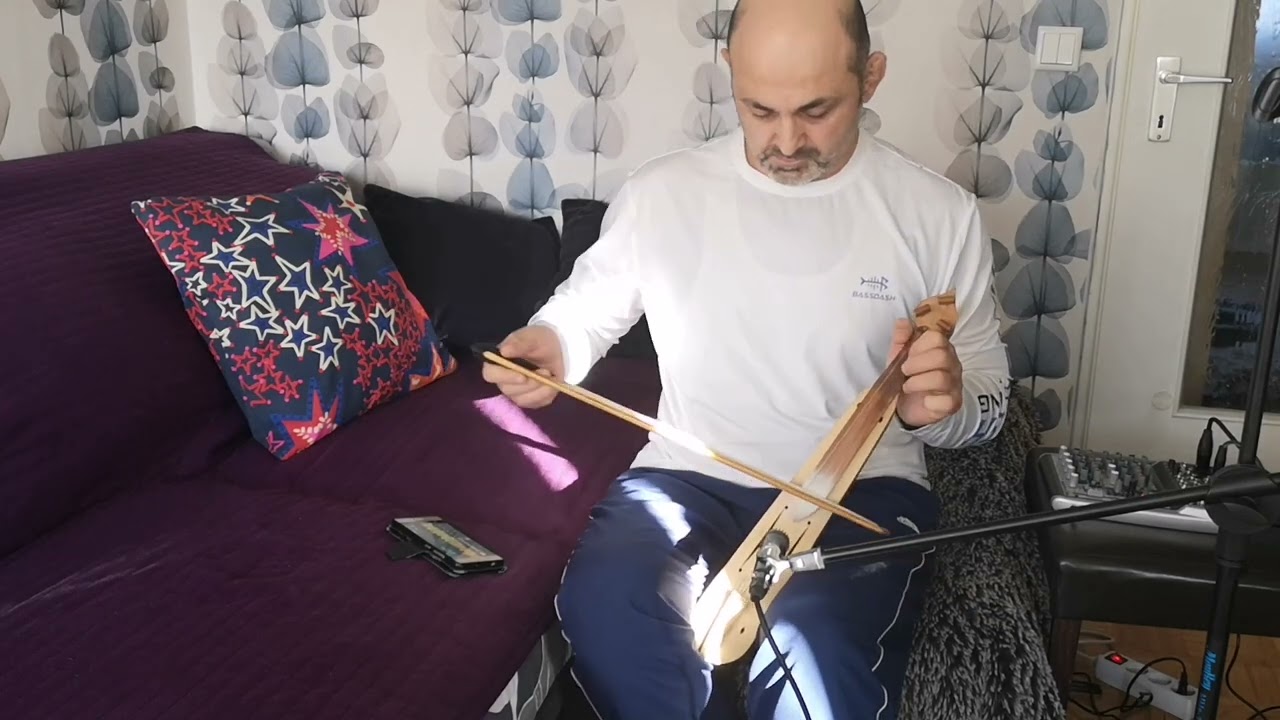 Στάθης Βενιαμίδης Εμέν' κατηγορούνε με Δημητριάδης Θεόφιλος