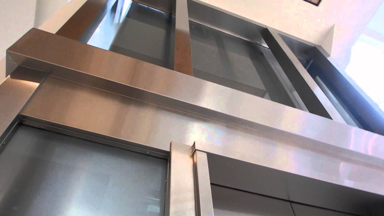 Burlington, MA: Beckwith (Monty) Hydraulic Mall Elevators @ Burlington Mall (