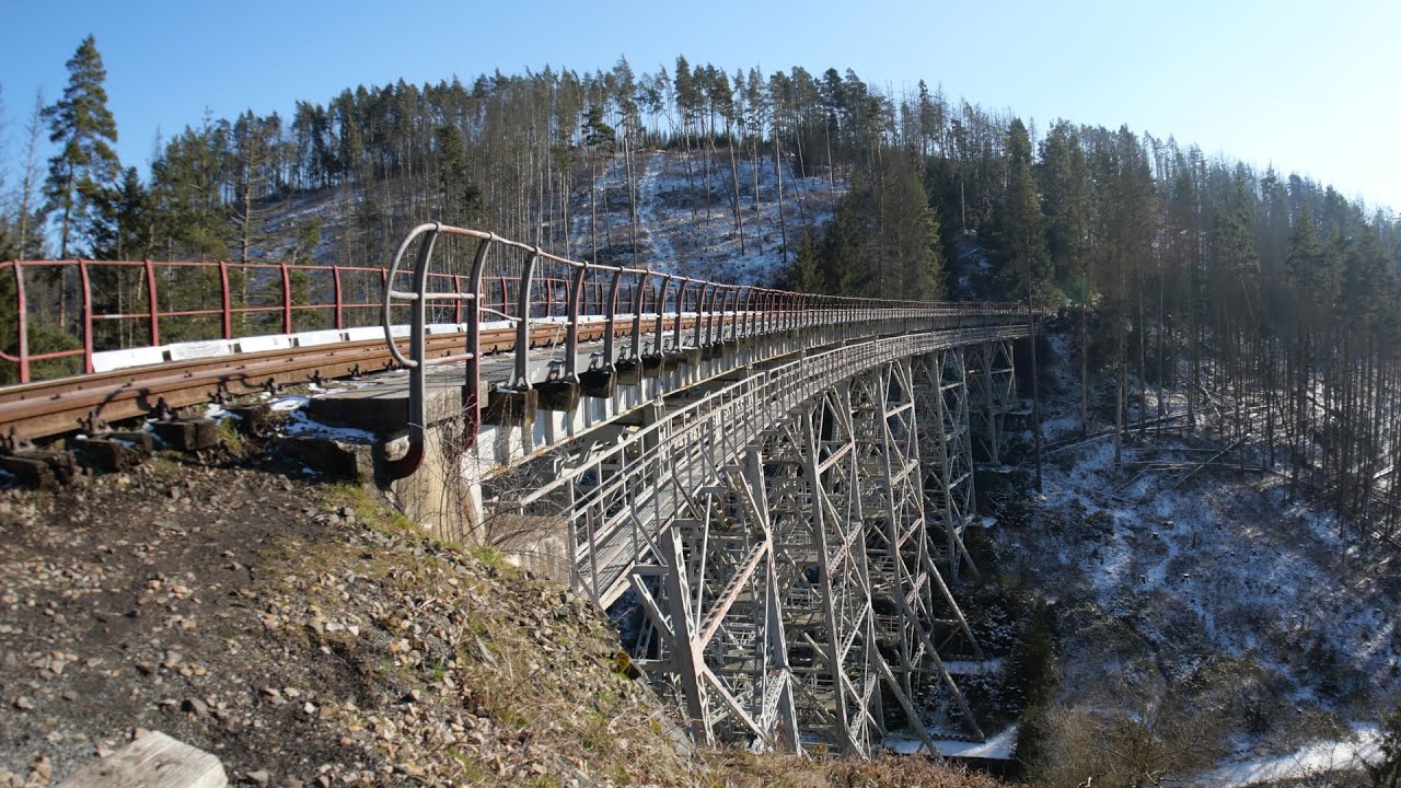 Auf der stillgelegten Trasse der Th&uuml;ringer Oberlandbahn