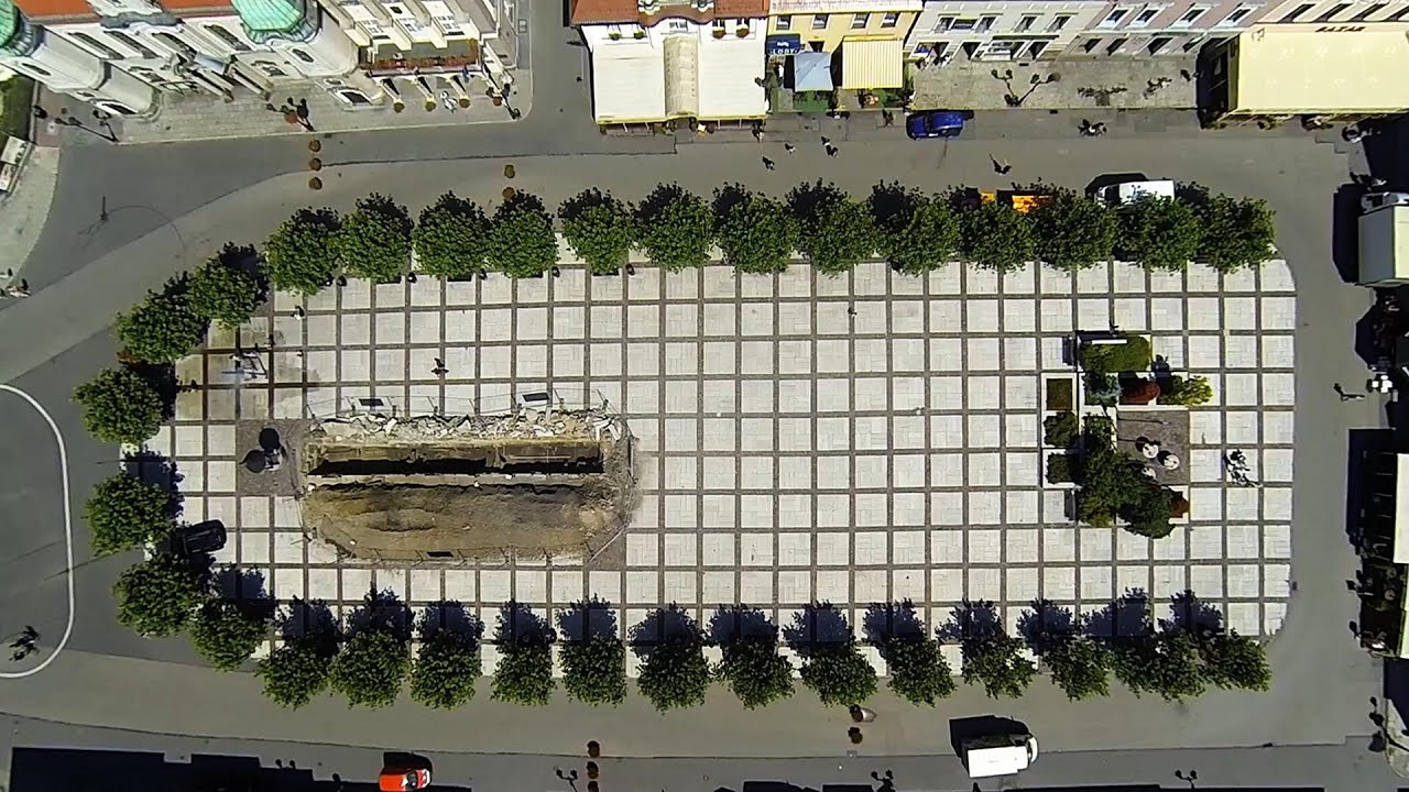 Prace archeologiczne na pszczyńskim rynku - 22.07.2015