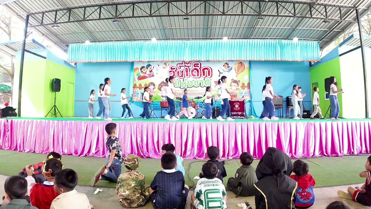 8 ป 4 =การแสดงรีมิก TikTok