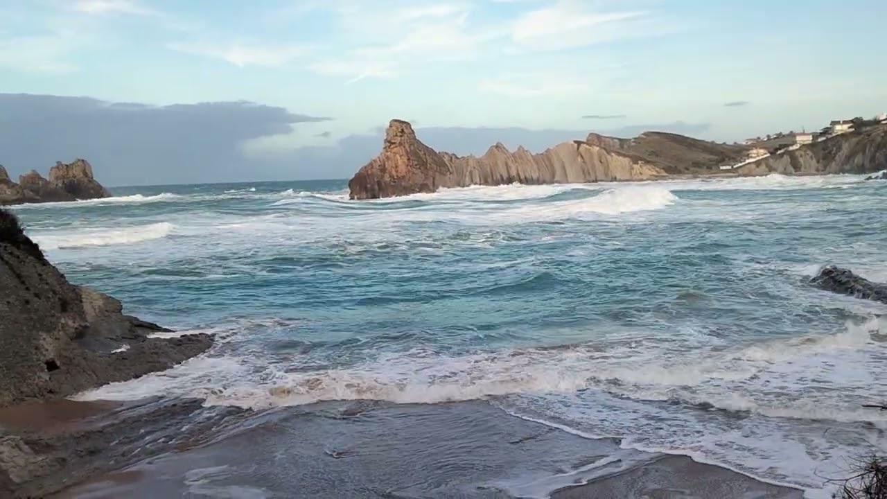 PLAYA DE LAS CERRIAS - AQU&Iacute; EN EL MAR CANT&Aacute;BRICO - NORTE DE ESPA&Ntilde;A ...