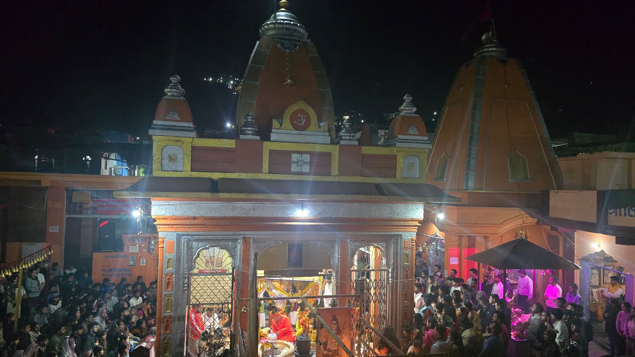 Srinagar kamleshwar Mahadev Mandir mein Puja Archana.