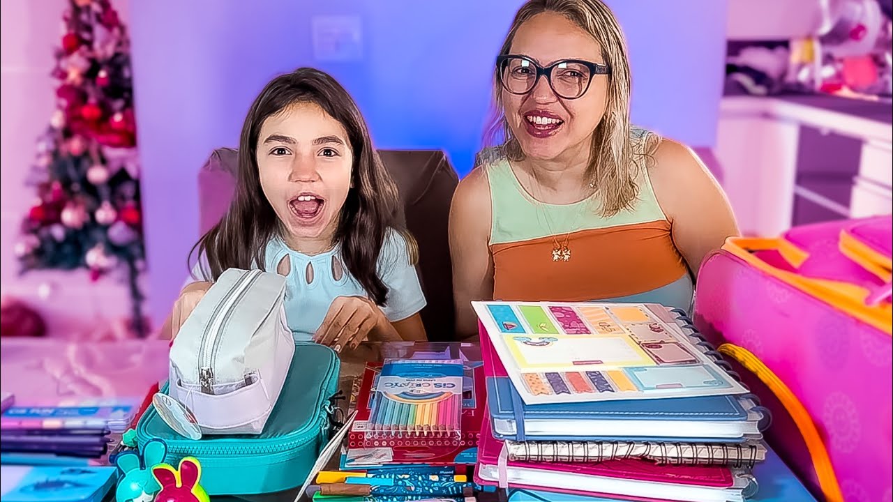 MOSTRANDO MEU MATERIAL ESCOLAR 2024 siga @dailyfamiliaporcides