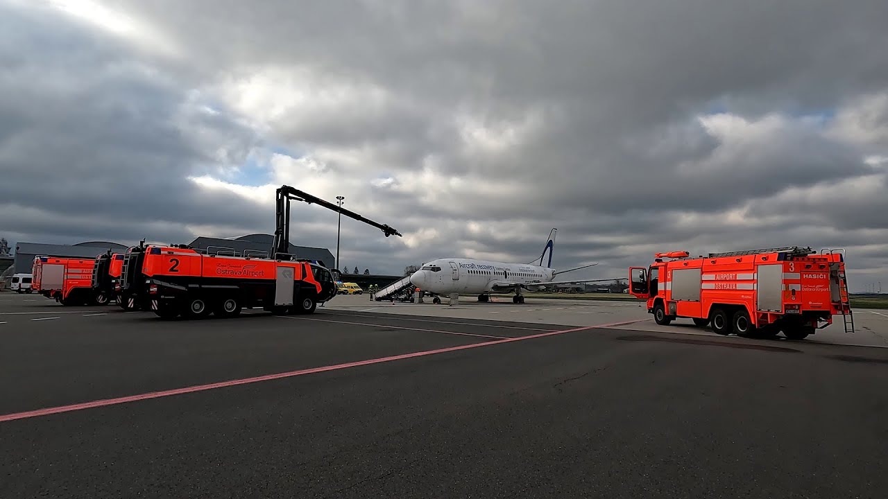 Hasiči Airport Ostrava - Taktické cvičení, Požár letadla l ARFF - fire airplane l HZSP