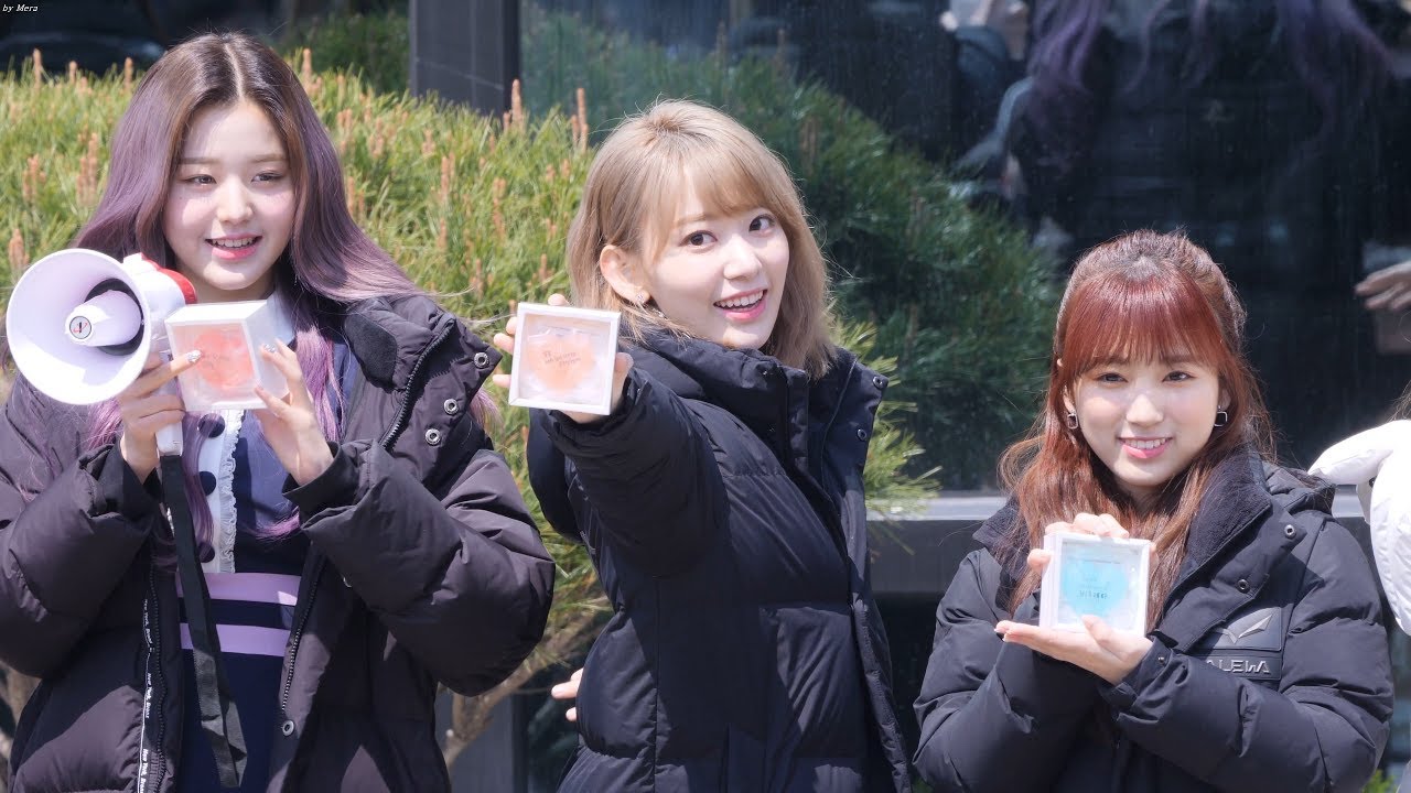 190412 아이즈원 (IZ*ONE) 팬미팅 선물소개 [미야와키 사쿠라,장원영,야부키나코]  4K 직캠 Fancam (뮤직뱅크 미니 팬미팅) by Mera