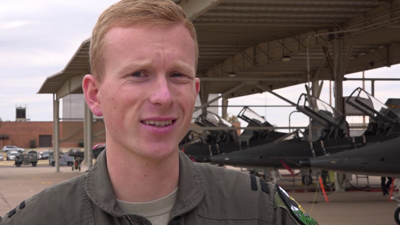 'Jongste piloot' uit Veendam in Amerika klaargestoomd voor de F-35