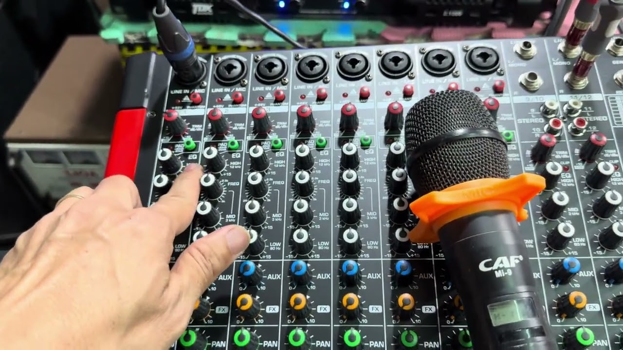 Tiếp tục với mixer Yamaha fdy 12/2 hàng Ok zalo:0867505079