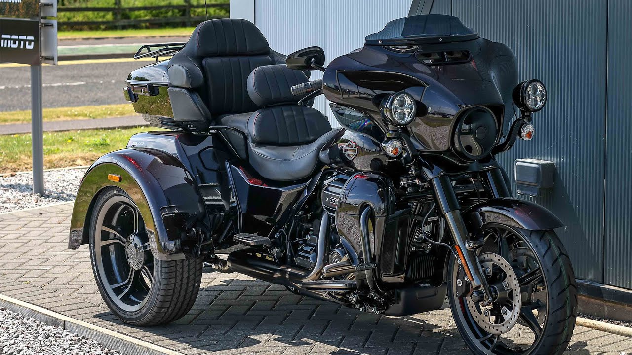 2021 HARLEY-DAVIDSON CVO™ FLHTCUTGSE TRI GLIDE | CHARRED CRIMSON @WCHD, GLASGOW, SCOTLAND