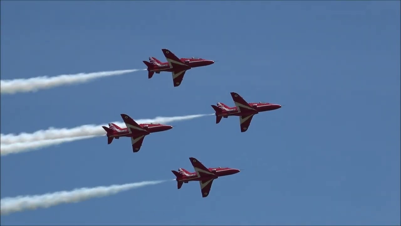 Red Arrows displaying at Old Warden in 2024