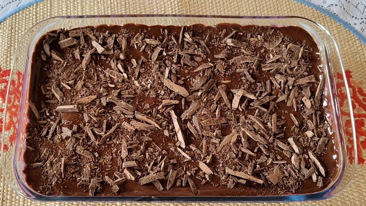 SOBREMESA DE UVA E CHOCOLATE SIMPLES E IRRESITÍVEL