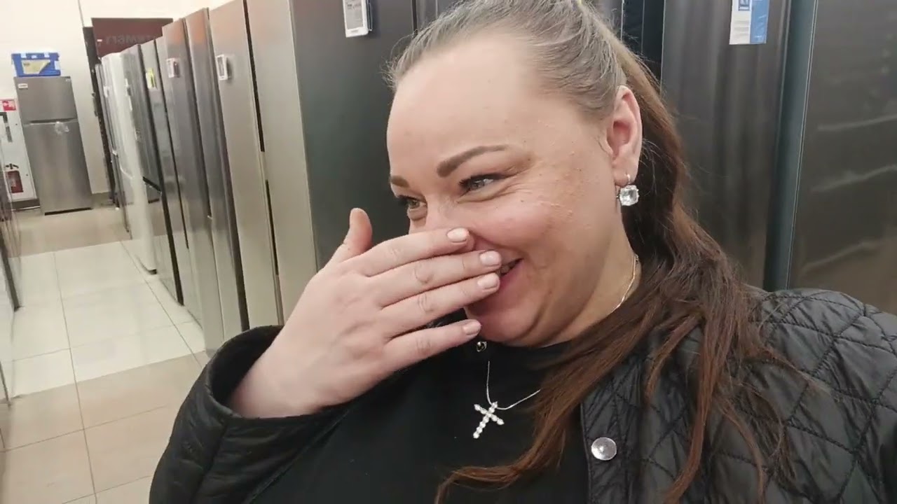 Я В ЧЕЛНАХ /ПОЕХАЛИ В МАГ. БЫТ ТЕХНИКА, ДЕТИ И Я КУПИЛИ НУЖНЫЕ ВЕЩИ