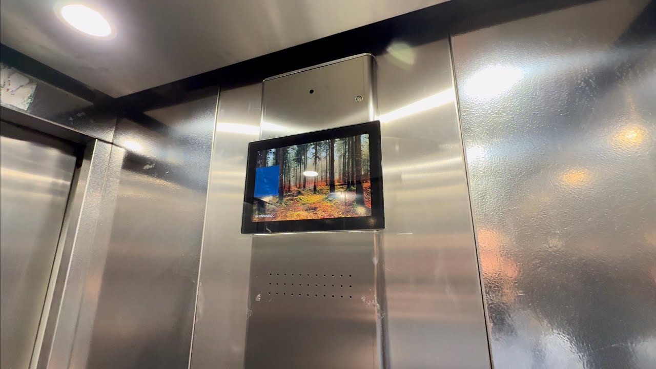 REFURBISHED! 1997 OTIS Traction Elevator @ Europa Shopping Center, Funchal, Portugal.