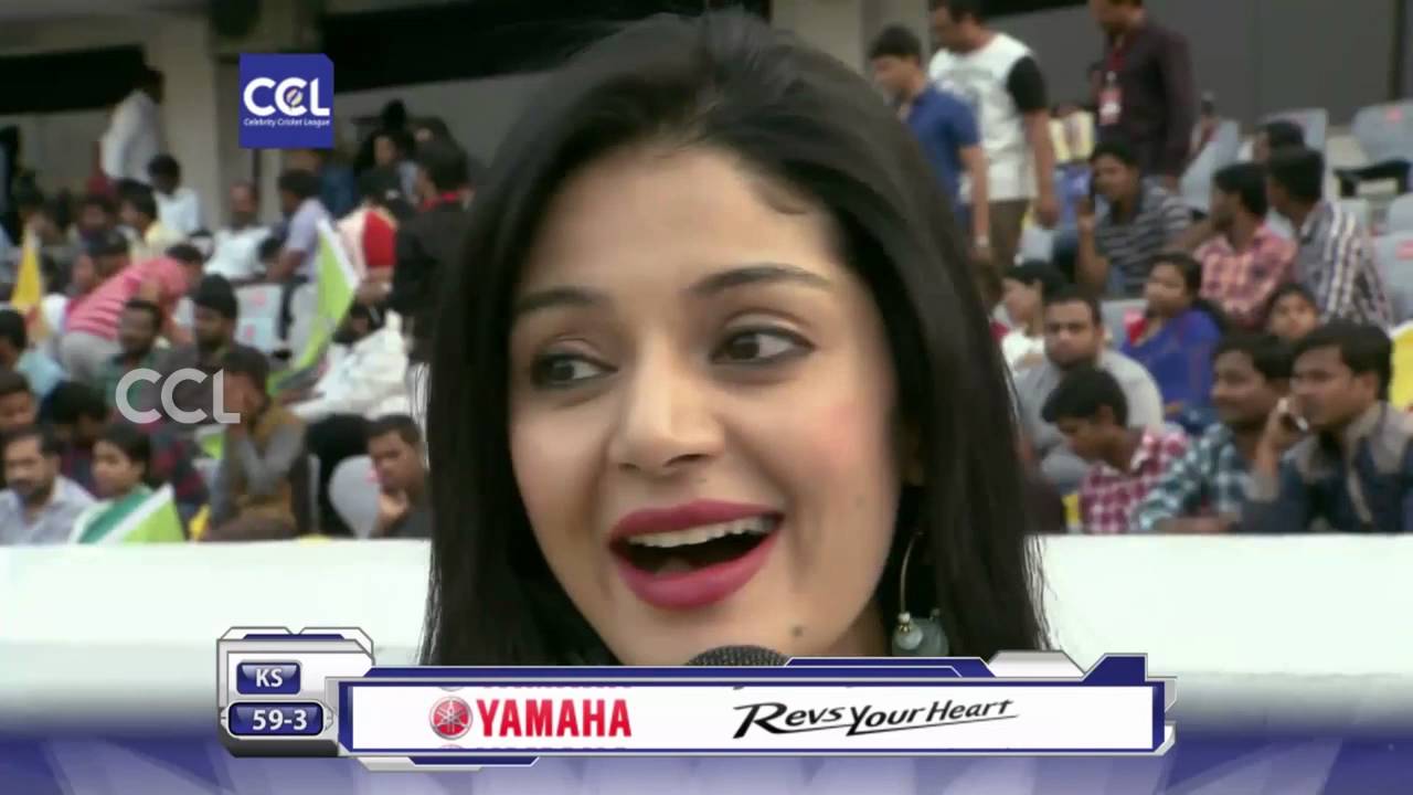 Sanam Shetty at Match Centre- CCL6 || Chennai Rhinos VS Kerala Strikers