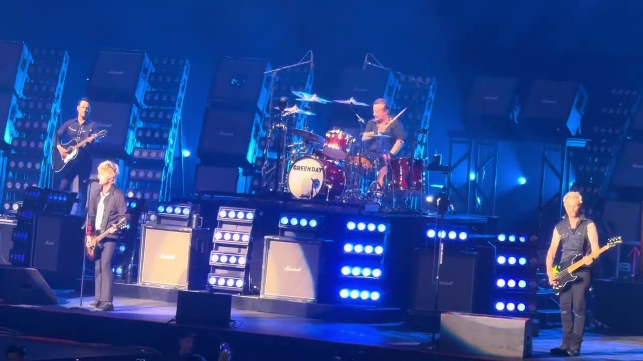 GREEN DAY - Wake Me Up When September Ends,  JAPAN TOUR 2025  Live at Osaka 2025
