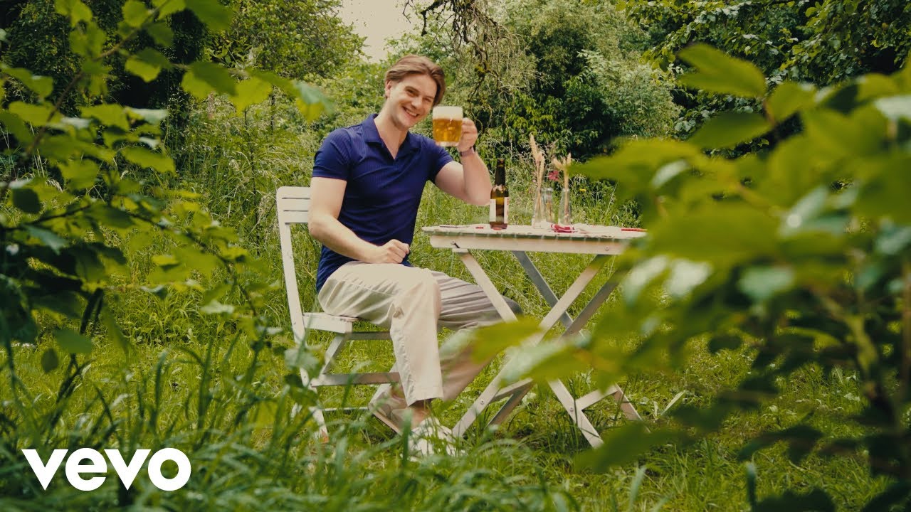 Vincent Gross - BIER (OFFICIAL VIDEO)