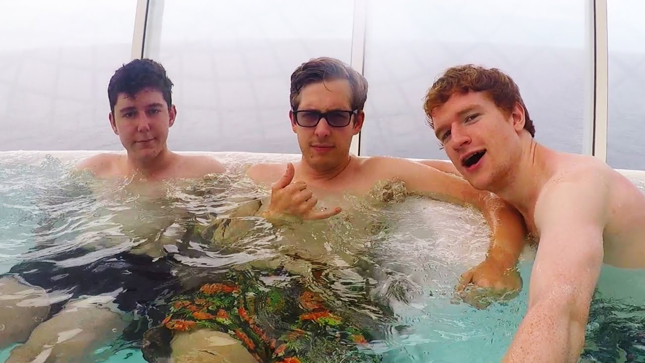 HOT TUB on the SIDE OF A CRUISE SHIP!!!