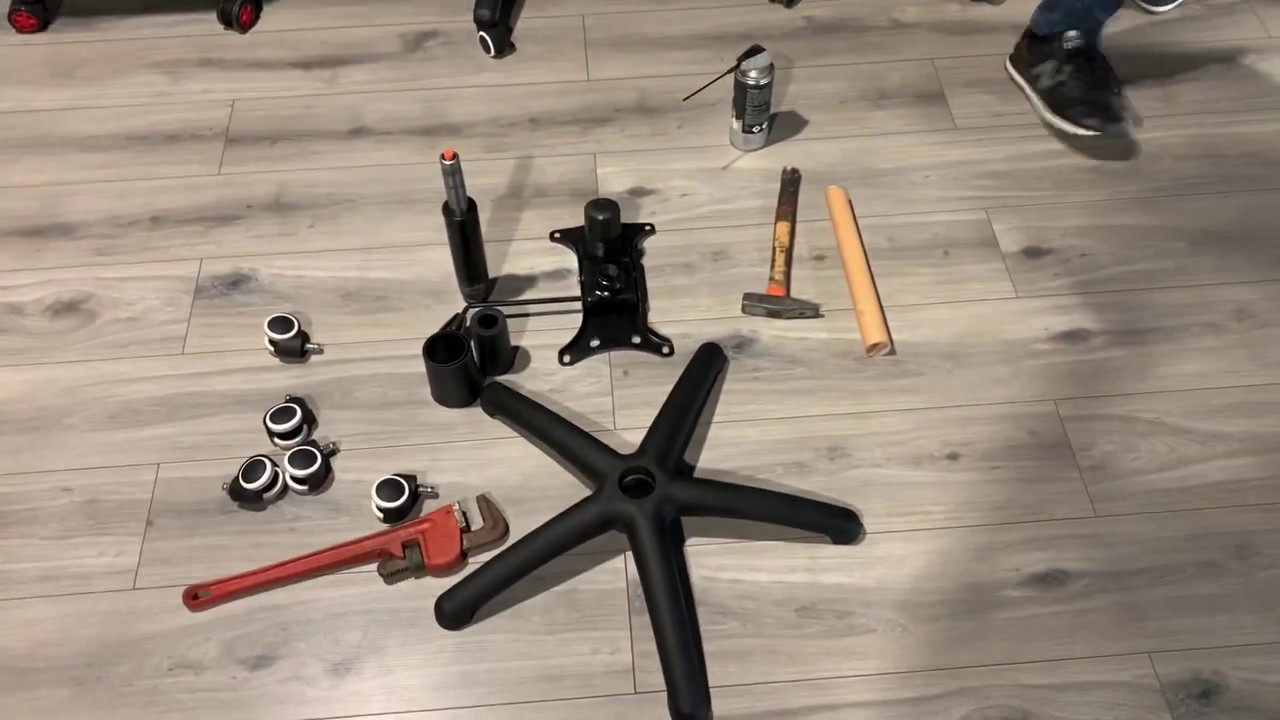 DEMONTAŻ FOTELA OBROTOWEGO #TUTORIAL