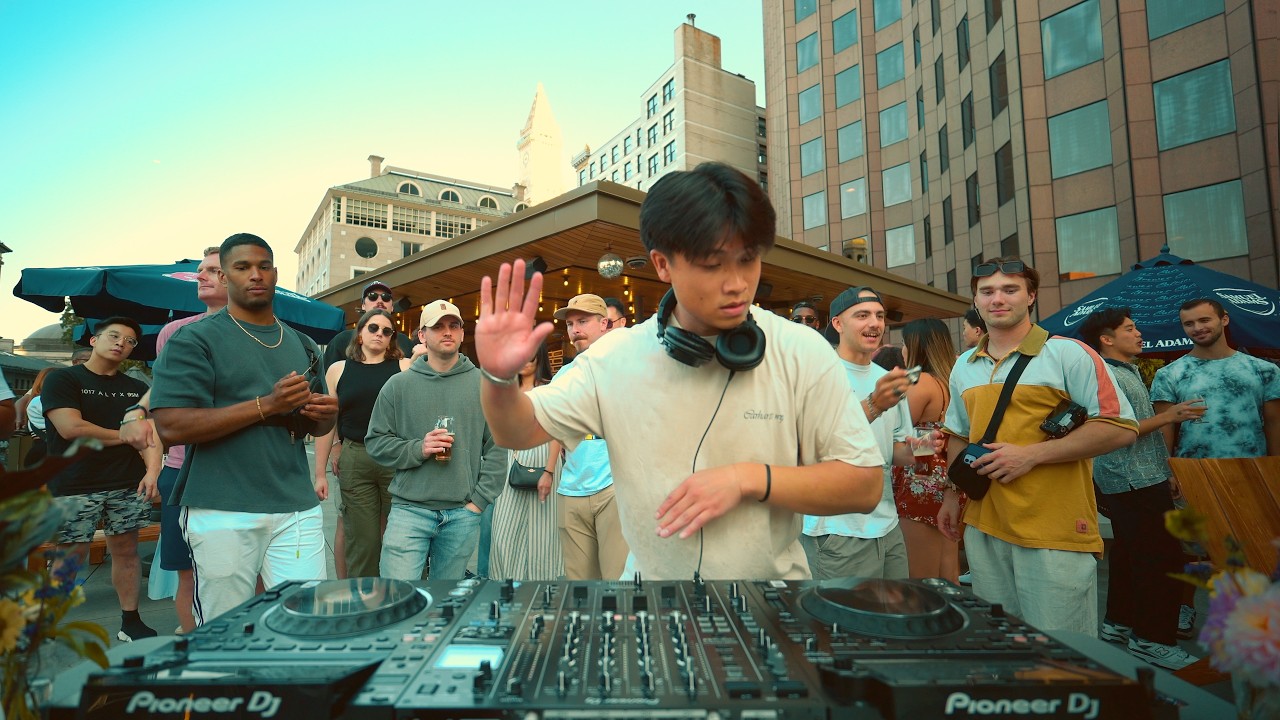 Rooftop Dance Party: House, UKG, Disco DJ Set | Giving Groove (Session No. 10) | Sam Adams Taproom
