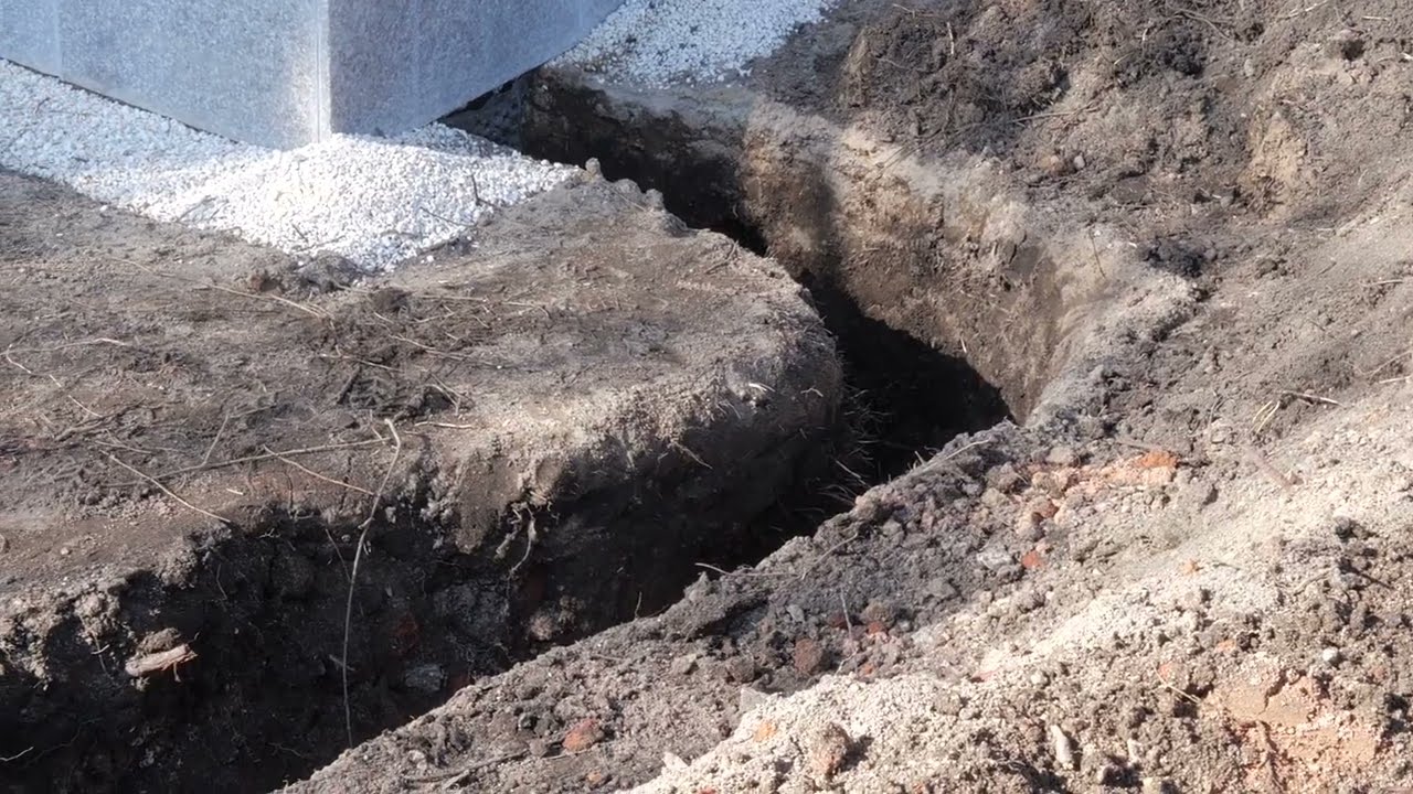 Modernizacja skweru przed kapliczką gietrzwałdzką w Jaworznie - inwestycja trwa