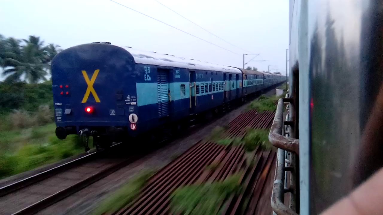 UP HOWRAH PURI SUPERFAST EXPRESS