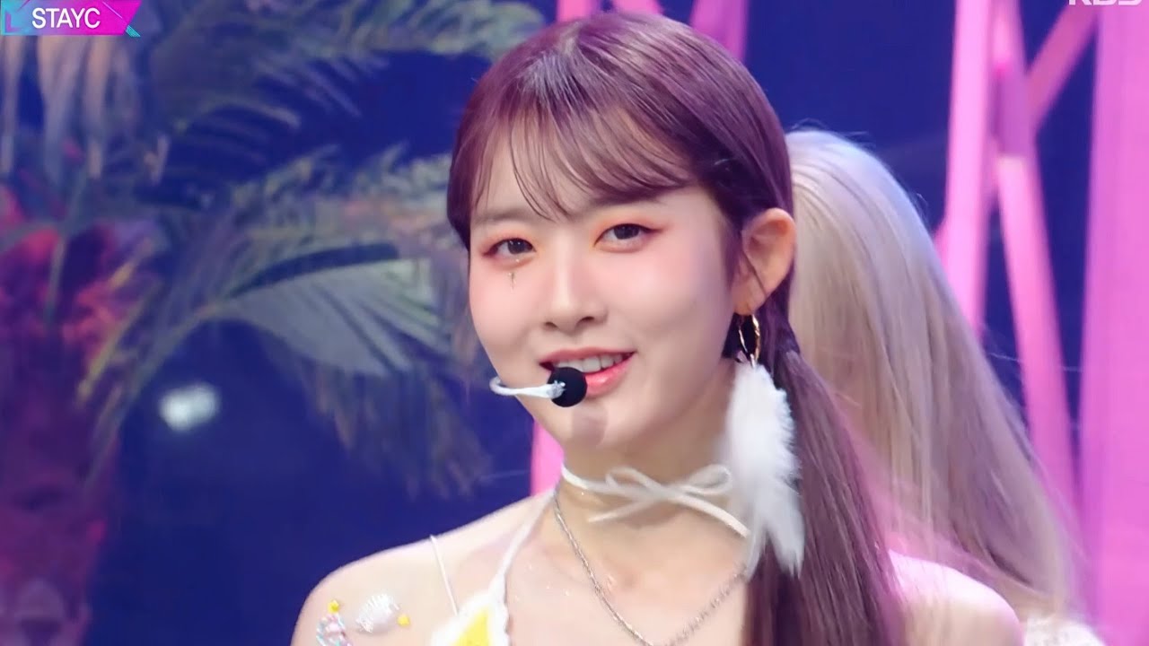 스테이씨 / STAYC - BEAUTIFUL MONSTER 교차편집 Stage Mix
