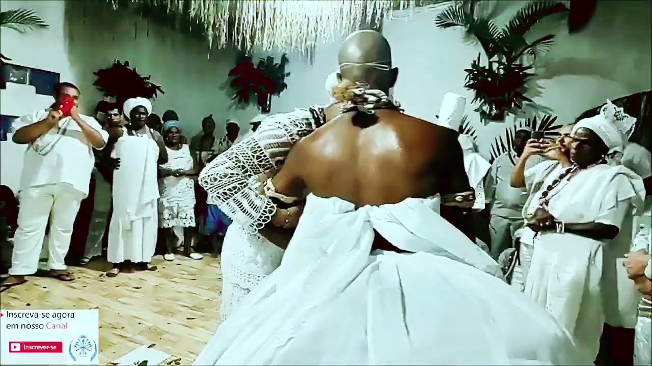 A emoção de ser padrinho de Ọrùkọ pela 1ª vez é única. Seu Orixá vem honrar o do Afilhado no Ọrùkọ!