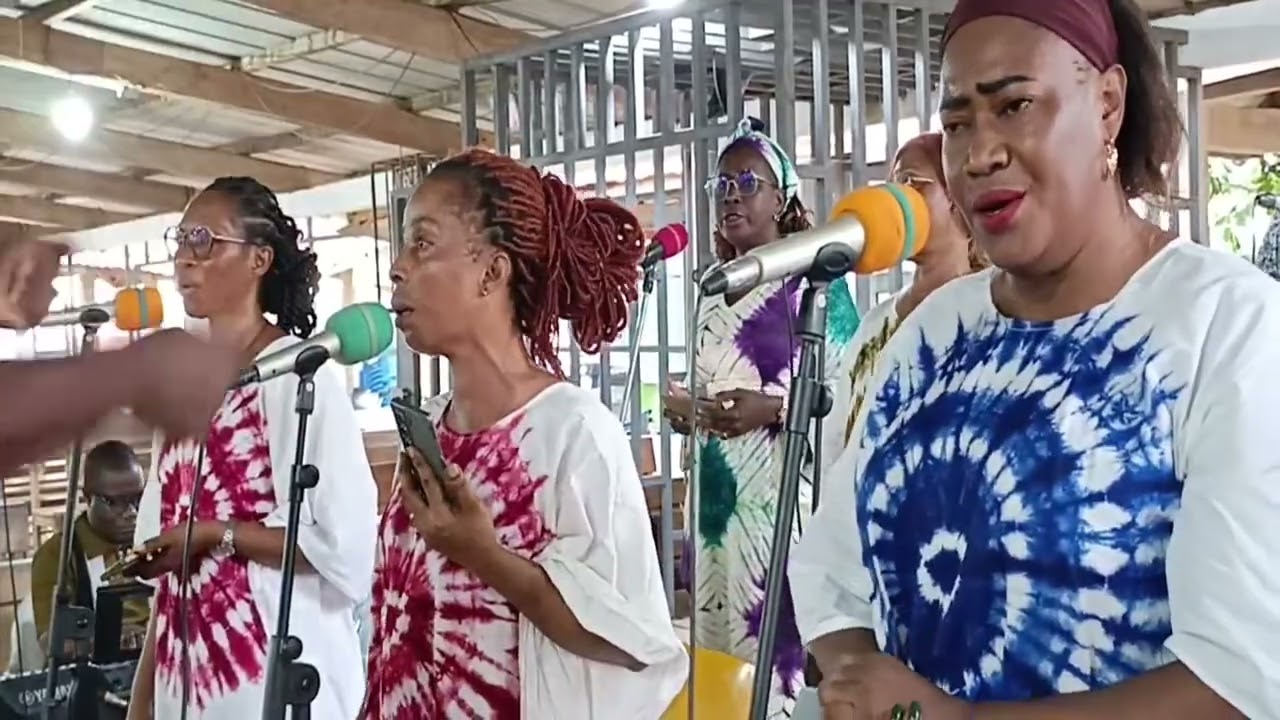INSTANT DE LOUANGE AVEC LA CHORALE ST ESPRIT DE MOCKEYVILLE de MESSE DU SAMEDI 14 MARS 2026