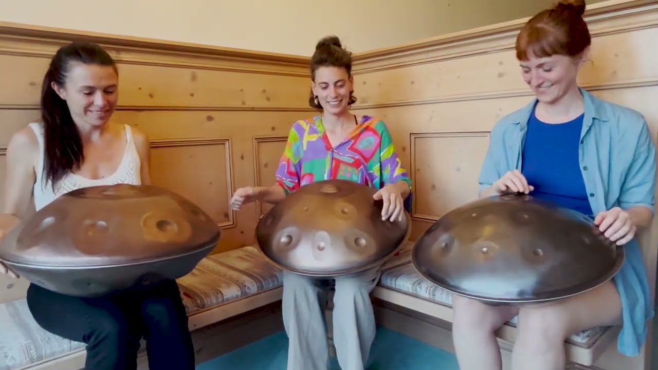 Starting All Over Again - Mar Loi feat Elsa Authié & Nati Cesari